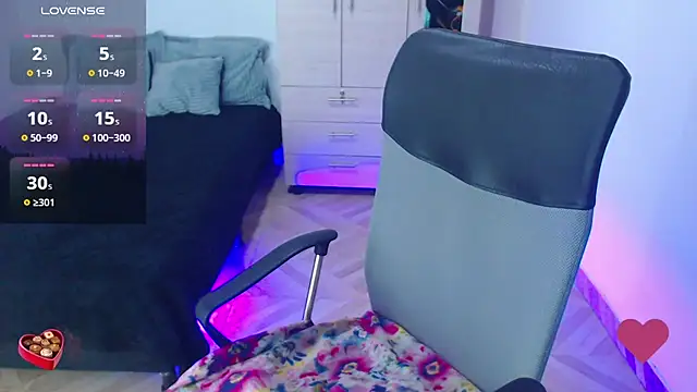 Živý XXX chat SharonR1