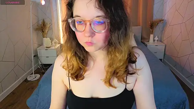 Aleks-caster Adlı Modelin Canlı XXX Sohbeti