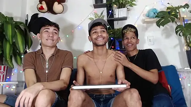 Show de webcam de STRANGER_BOYS