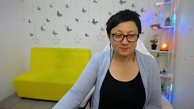 Chat +18 de EmilyL0ve ao vivo