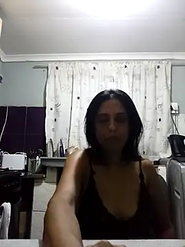 XXX chat uživo modela Zara4u