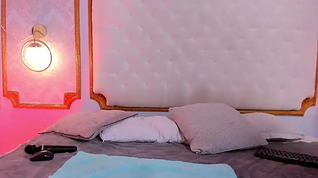 XXX chat uživo modela rouses_malih