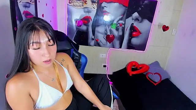 XXX chat uživo modela miaa_scott7