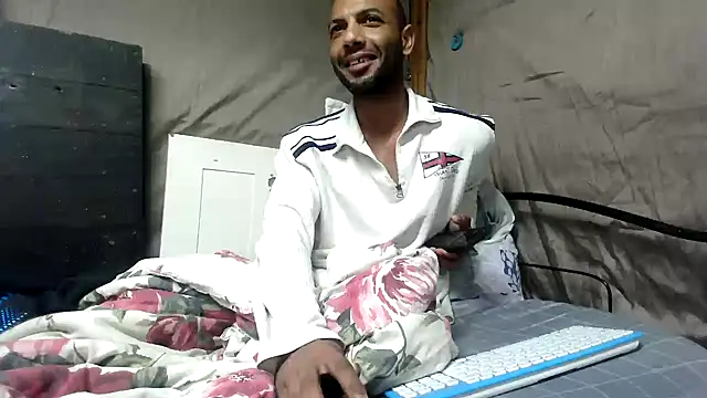 Chatroom XXX en direct de Camodick