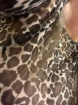 Iam__Cristal 라이브 XXX 채팅