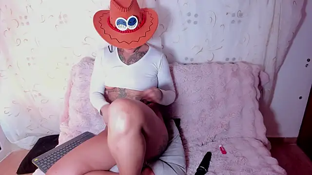 KuraiBi élő XXX-chatje