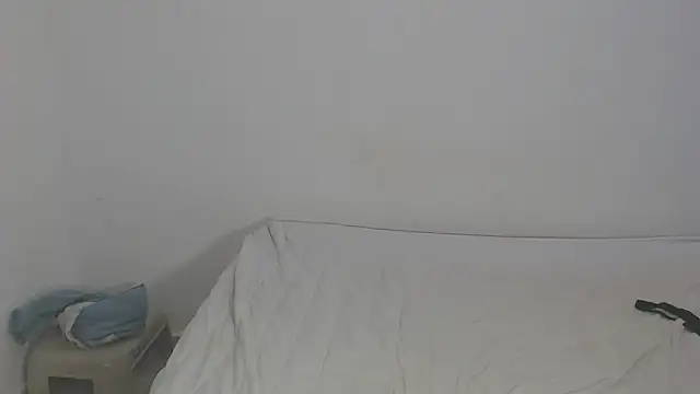 the_skinny_one Show in webcam