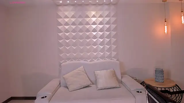 AmaraDivine's Live XXX Chat