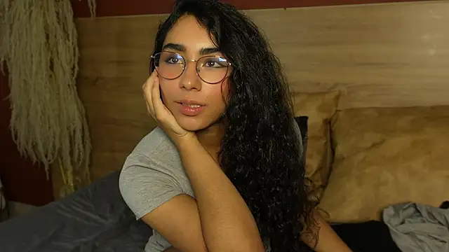 scarlett25__'s Live XXX Chat