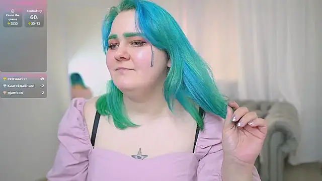 Amelia_Skyee Adlı Modelin Canlı XXX Sohbeti
