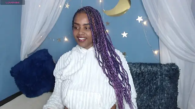 ayla-0's Live XXX Chat