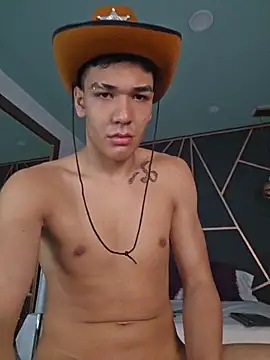 XXX chat uživo modela Apolo_Jackson