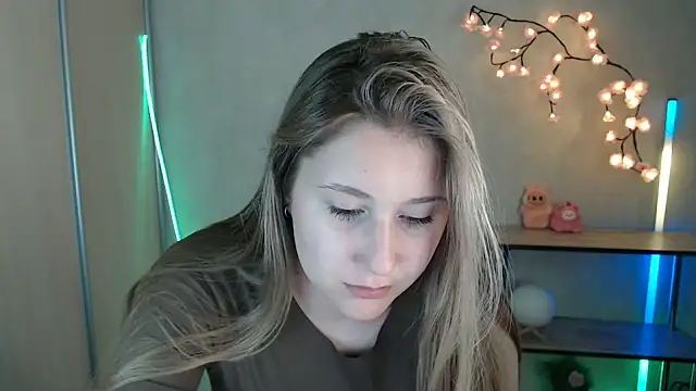 Milka_kamila Adlı Modelin Canlı XXX Sohbeti