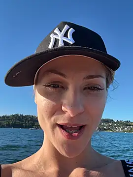 missdaisydiamond777 Webcam-Show