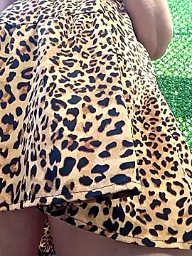 SellenaGomez Webcam show