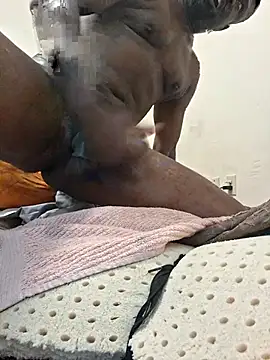 therealpornpretty Chat XXX in diretta