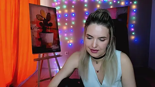 AliceSmite Chat XXX in diretta