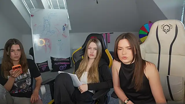 AriaAstra Live XXX-Chat