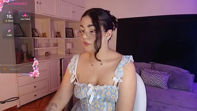 Chatroom XXX en direct de mariana_owen