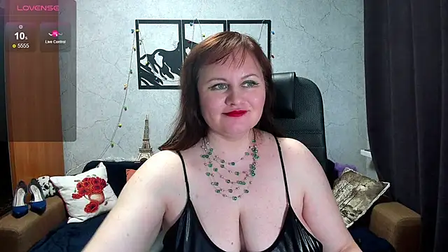 Nikki_March Adlı Modelin Canlı XXX Sohbeti