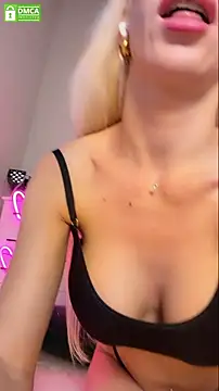 Show modela Devvil2222 na web-kameri