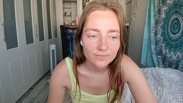 LiaSasha's Live XXX Chat