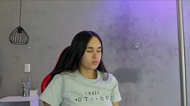 alice__susan Adlı Modelin Web Kamerası Şovu