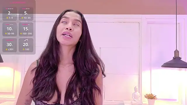 JuliaaVega's Live XXX Chat