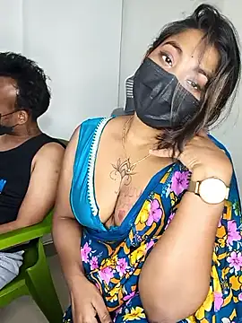 Pokazy przed kamerką – Trending_Couple
