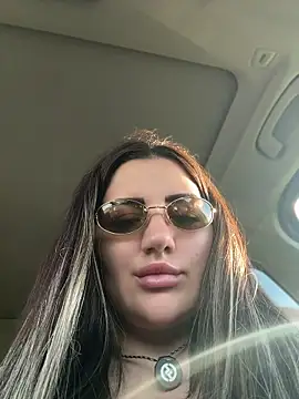 Chat XXX en directo de SophieRoouse