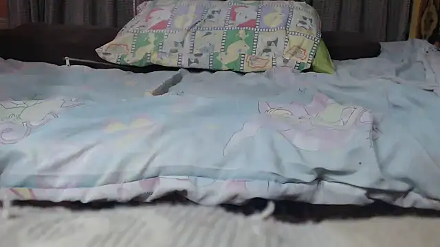 Chatroom XXX en direct de MOTHER_AND_SON09