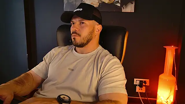 AngeloEric Chat XXX live
