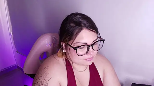 دردشة Dreamboo__ الجنسية المباشرة