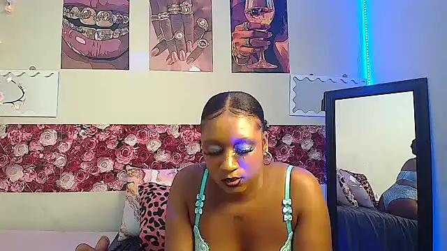 EnchantingLisa's Live XXX Chat