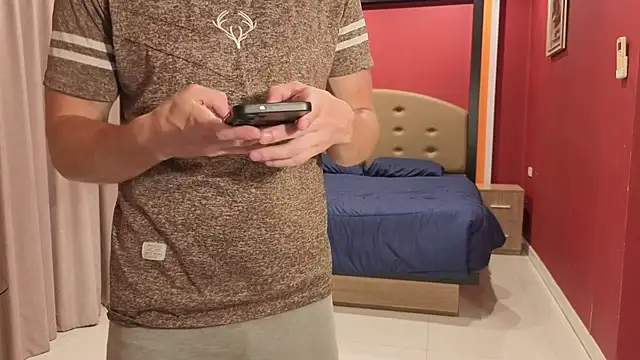 Онлайн чат XXX AlansonofDaddy