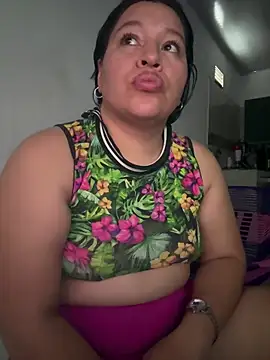 Lovelipsbig's Live XXX Chat