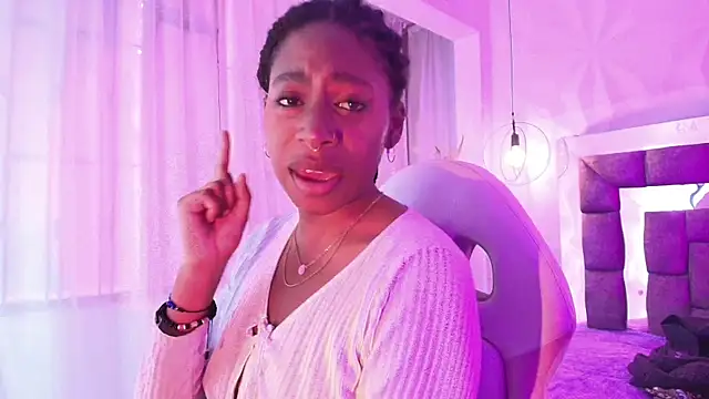 Queen_perla_'s Live XXX Chat