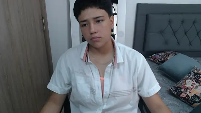 BlakeTaylor21 라이브 XXX 채팅