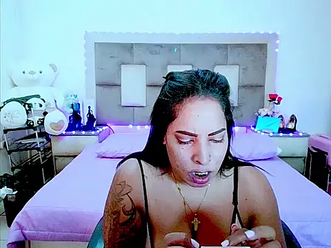 Czat XXX na żywo – indiantopaz694u
