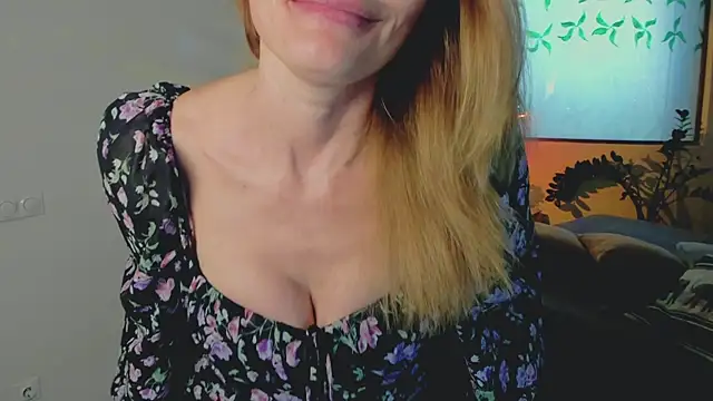 دردشة MistyBarnes الجنسية المباشرة