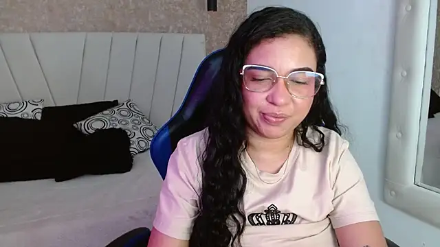 Czat XXX na żywo – AliceSmity__