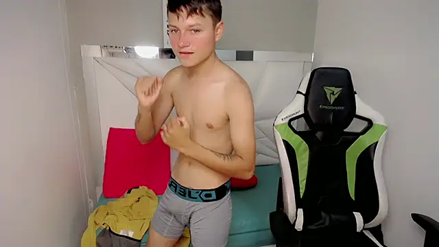 NYC_Bby webkamerás műsora