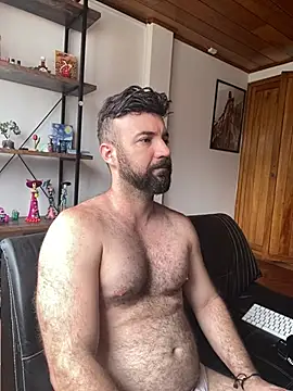 ADONIS_ART01 XXX чат на живо