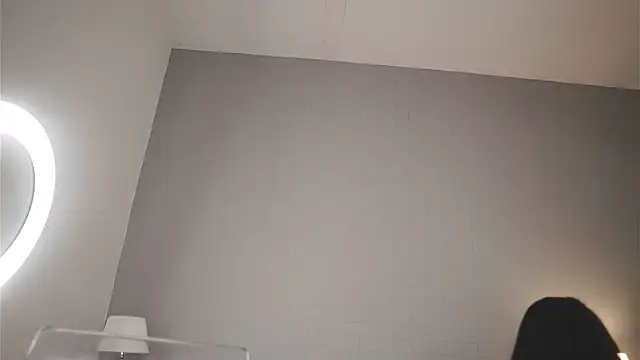 XXX chat uživo modela ValexieLux
