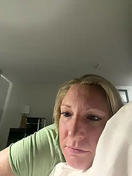 sweetkacibaby's Webcam Show