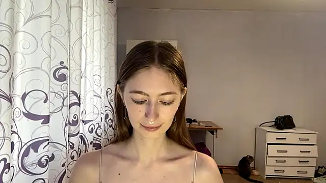 BrianneFarabee Webcam-Show