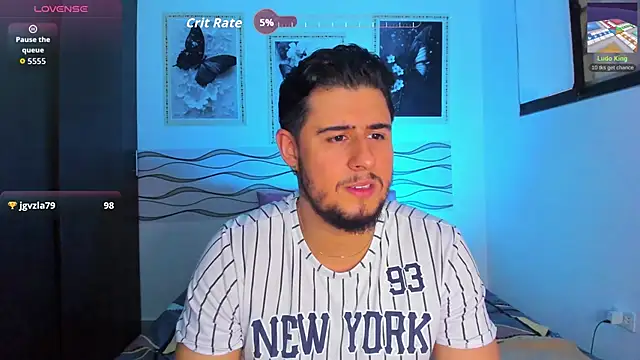 Ryan_evannss_ Show in webcam