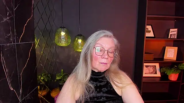 NataliMellow Chat XXX in diretta
