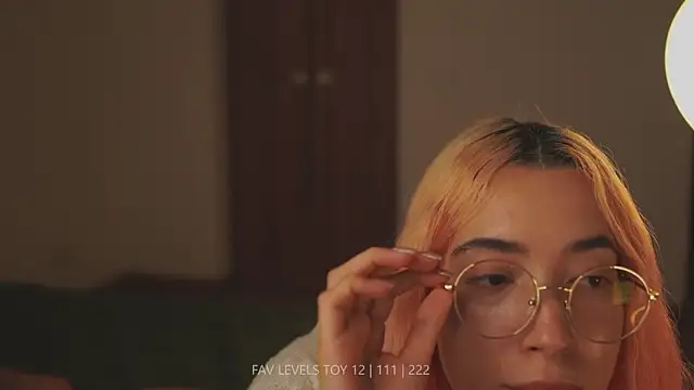 Онлайн чат XXX dearnina_