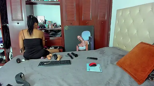 Chatroom XXX en direct de LUISSA_
